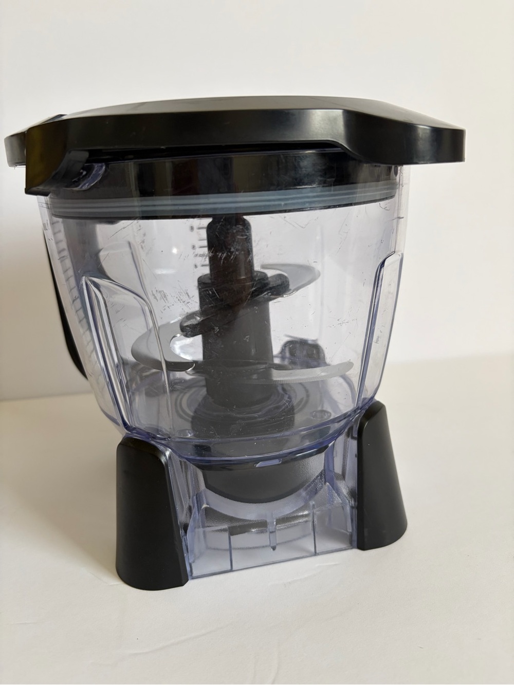 Clear Plastic Blender Jar with Black Lid & Handle - Picture 2 of 8